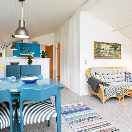 Holiday home 5 Person In Hj Rring
